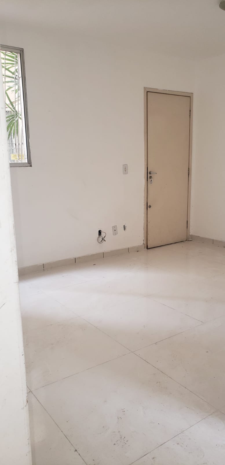 Apartamento à venda com 2 quartos, 47m² - Foto 2