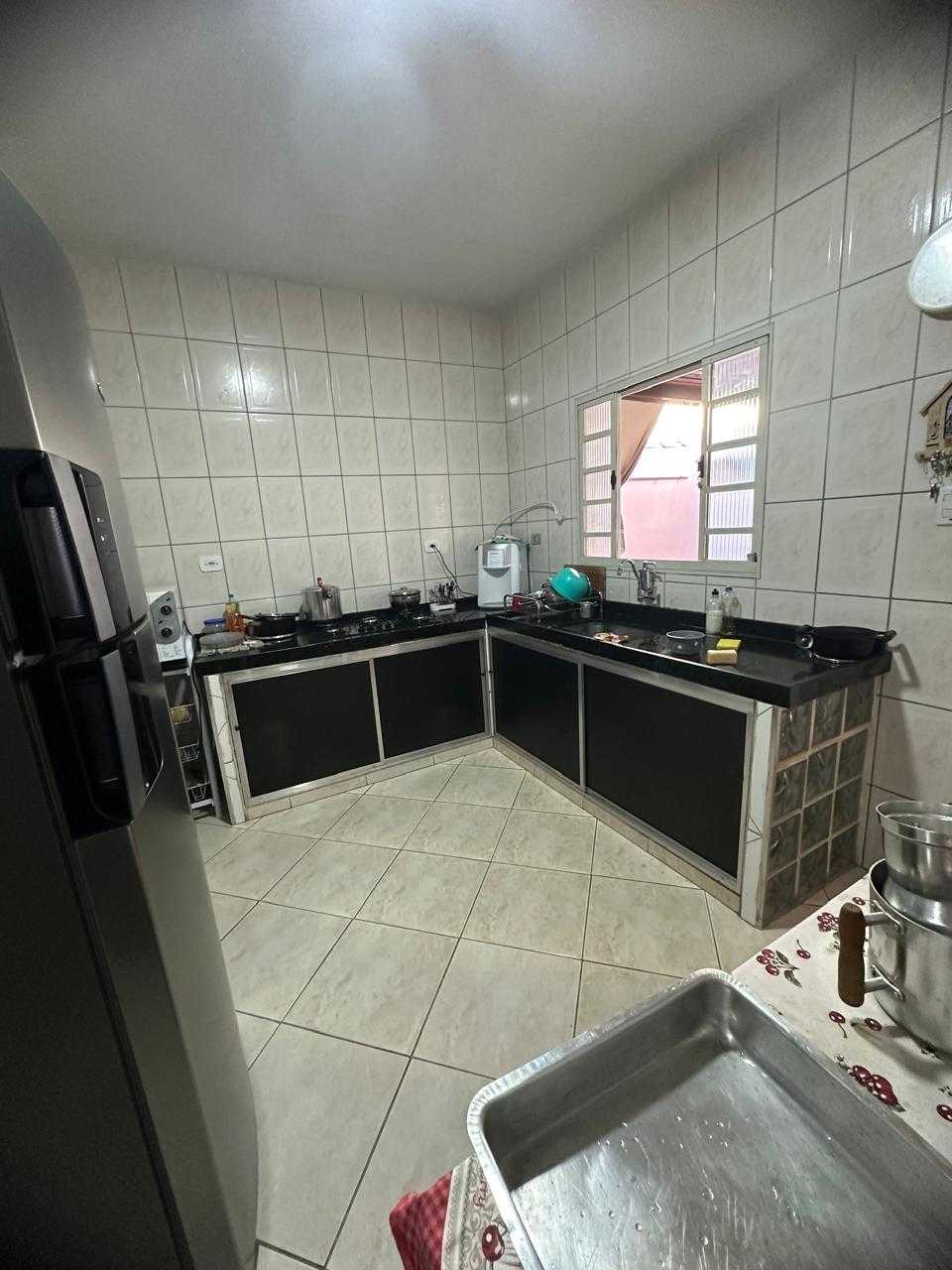 Casa à venda com 2 quartos, 80m² - Foto 8