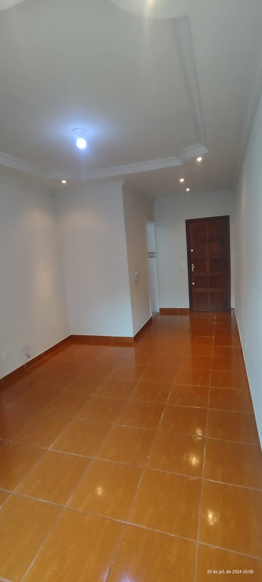 Apartamento à venda com 2 quartos, 56m² - Foto 2