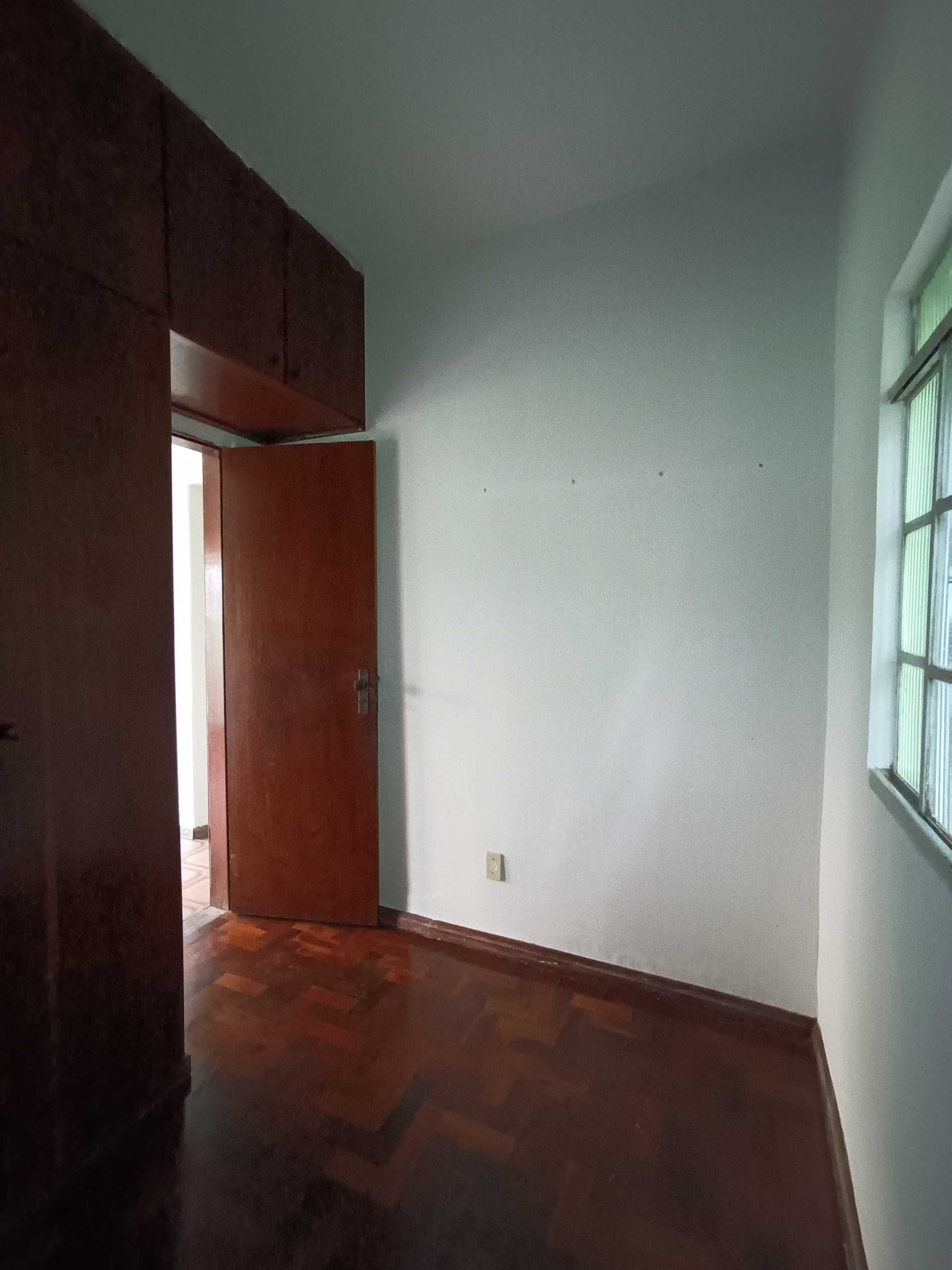 Casa para alugar com 3 quartos, 150m² - Foto 24