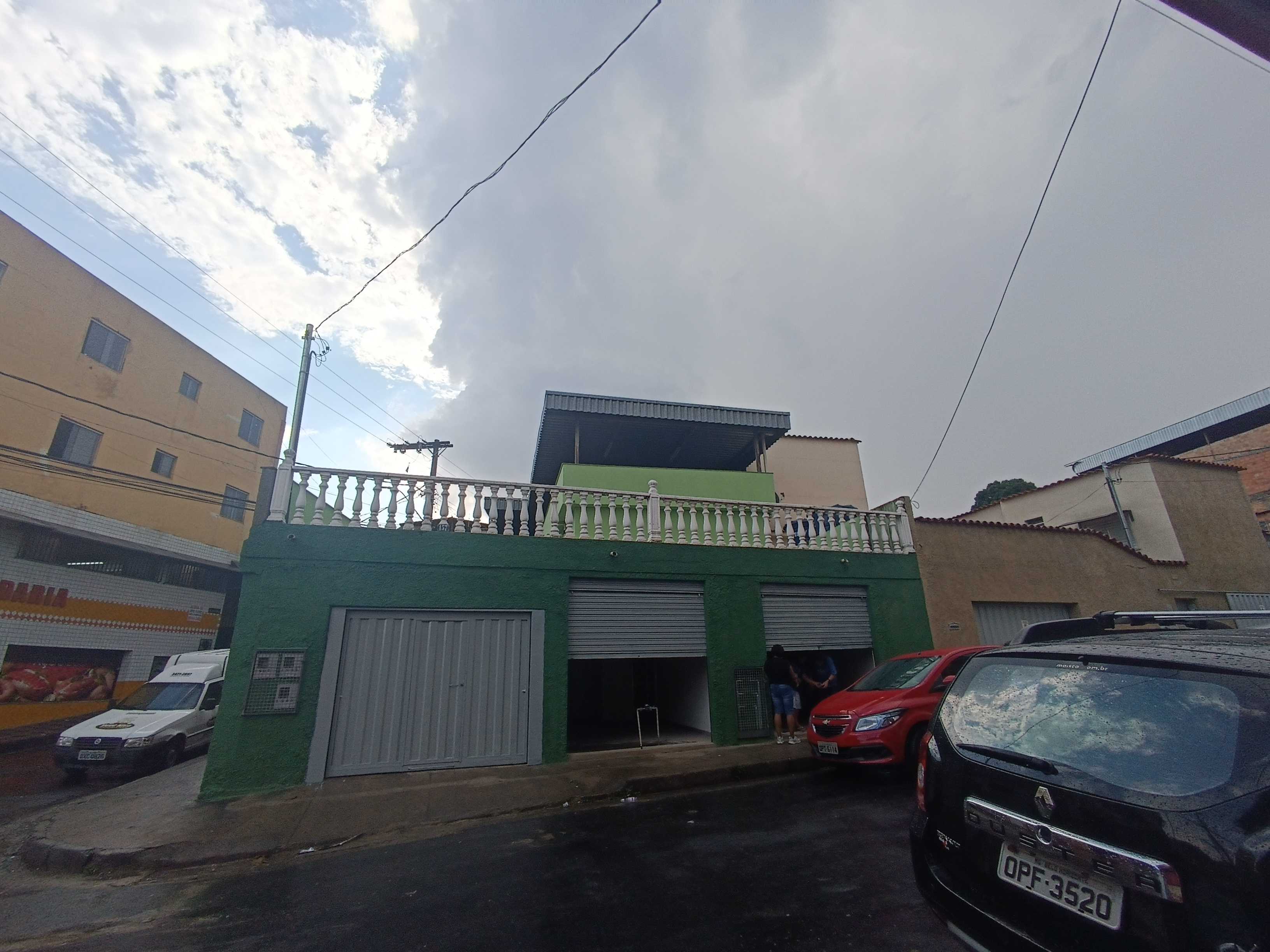 Casa para alugar com 3 quartos, 150m² - Foto 2