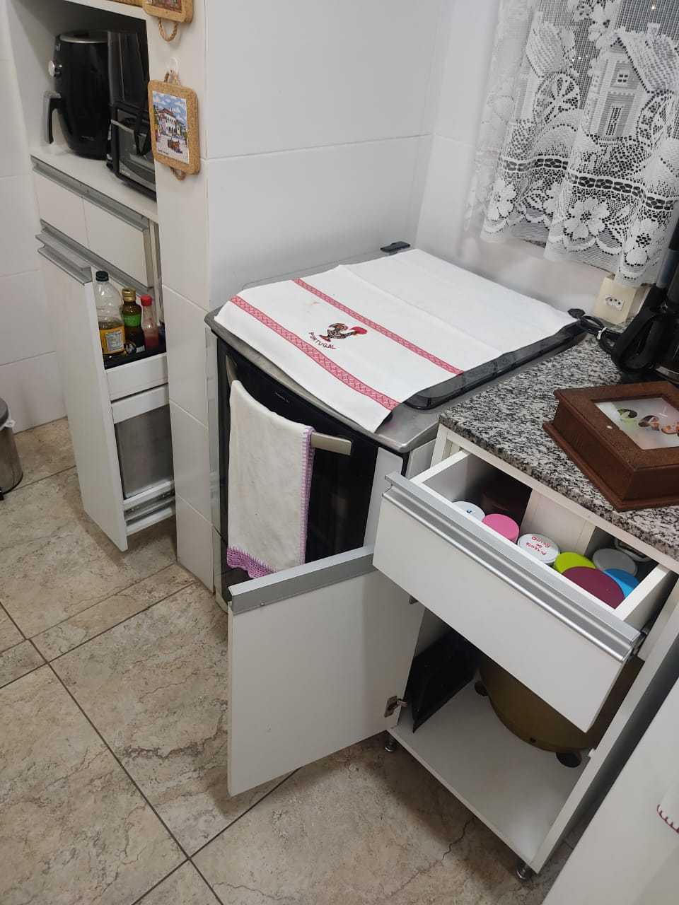 Apartamento à venda com 2 quartos, 65m² - Foto 7