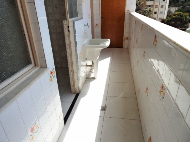 Apartamento à venda com 3 quartos, 139m² - Foto 18