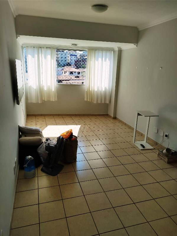 Apartamento à venda com 3 quartos, 80m² - Foto 3