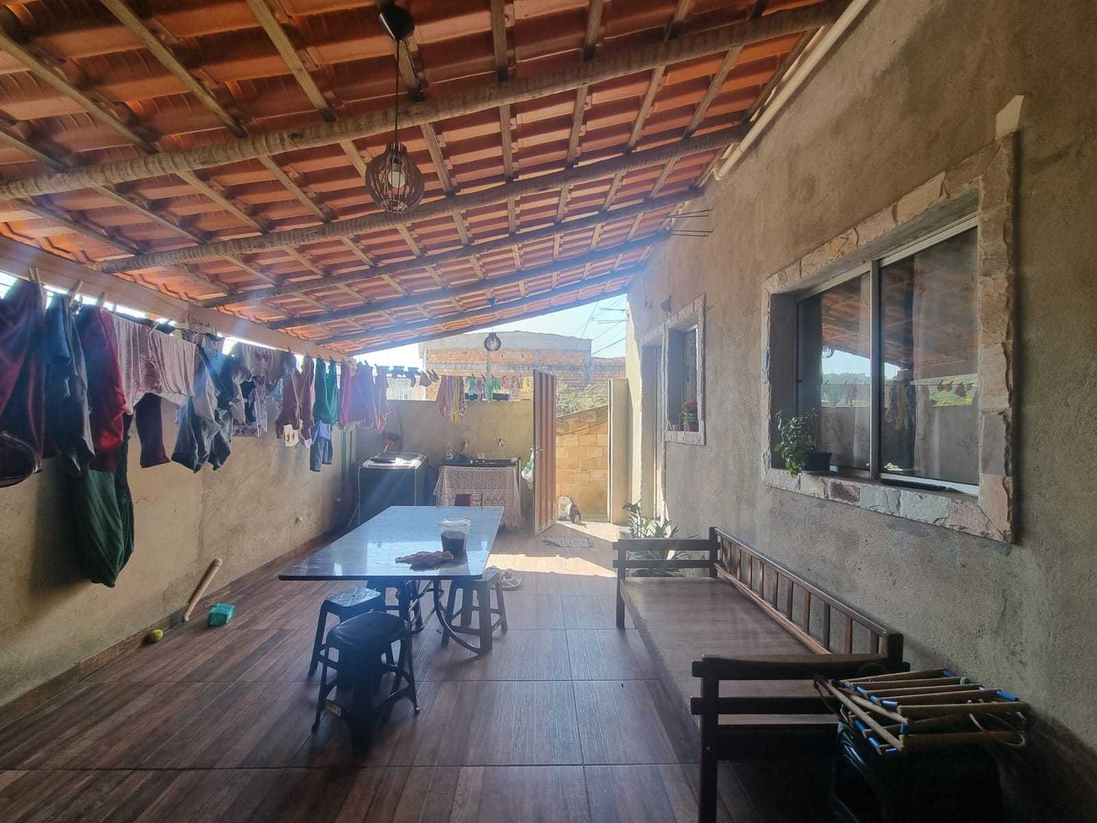 Casa à venda com 2 quartos, 70m² - Foto 24