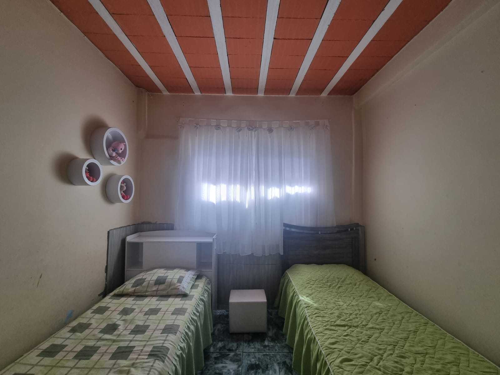 Casa à venda com 2 quartos, 70m² - Foto 10