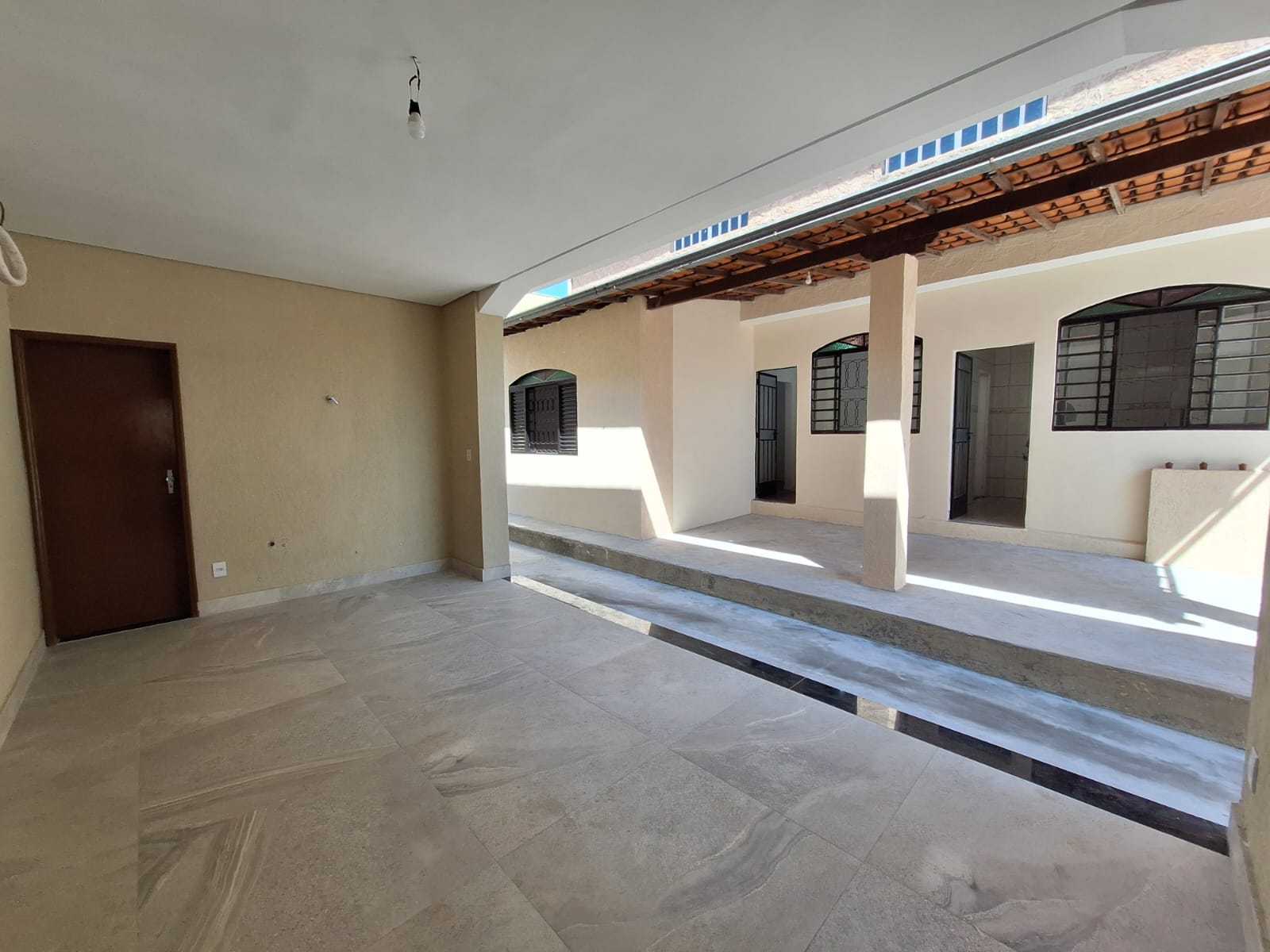 Casa à venda com 3 quartos, 266m² - Foto 22