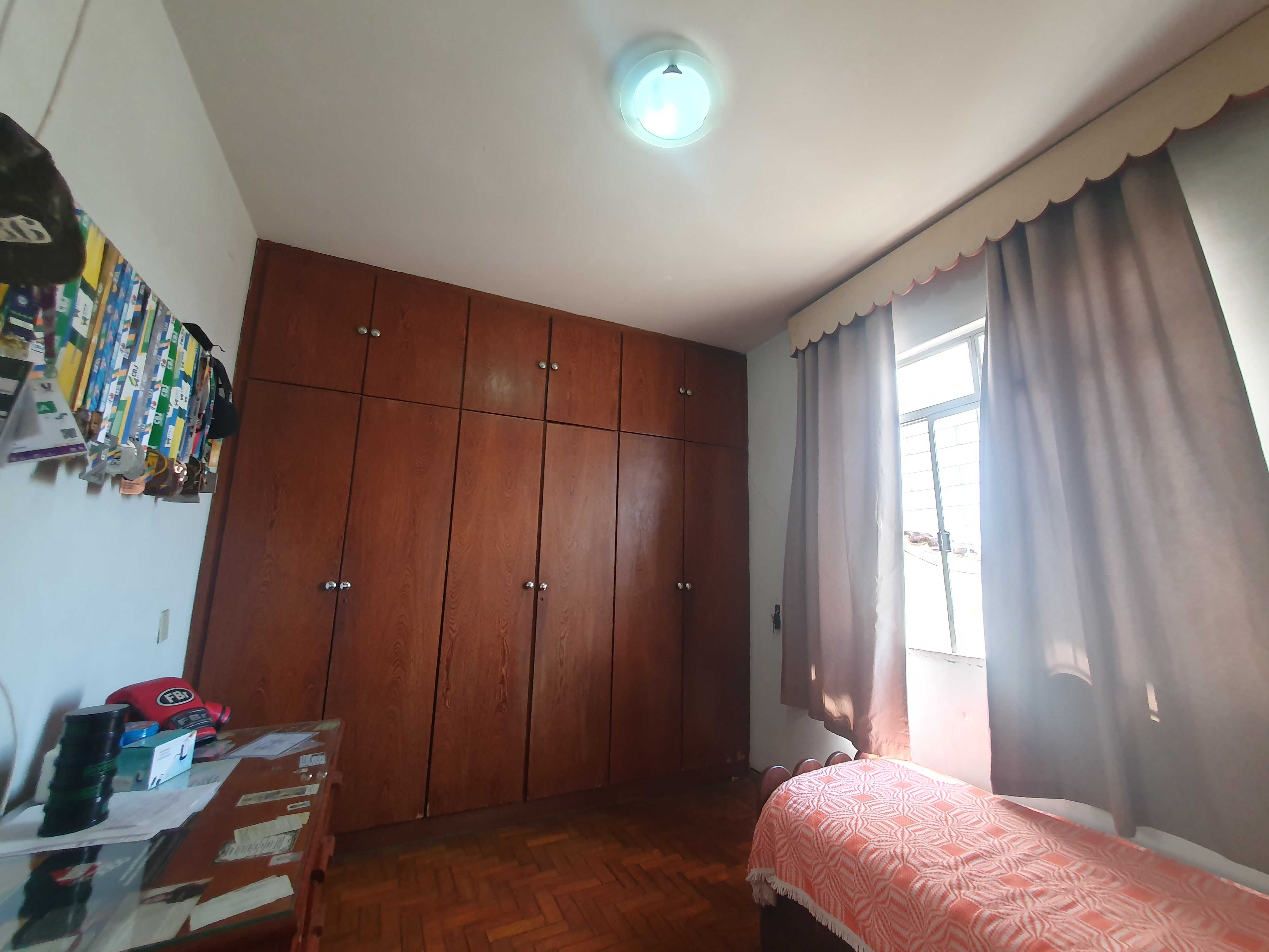 Casa à venda com 3 quartos, 370m² - Foto 7