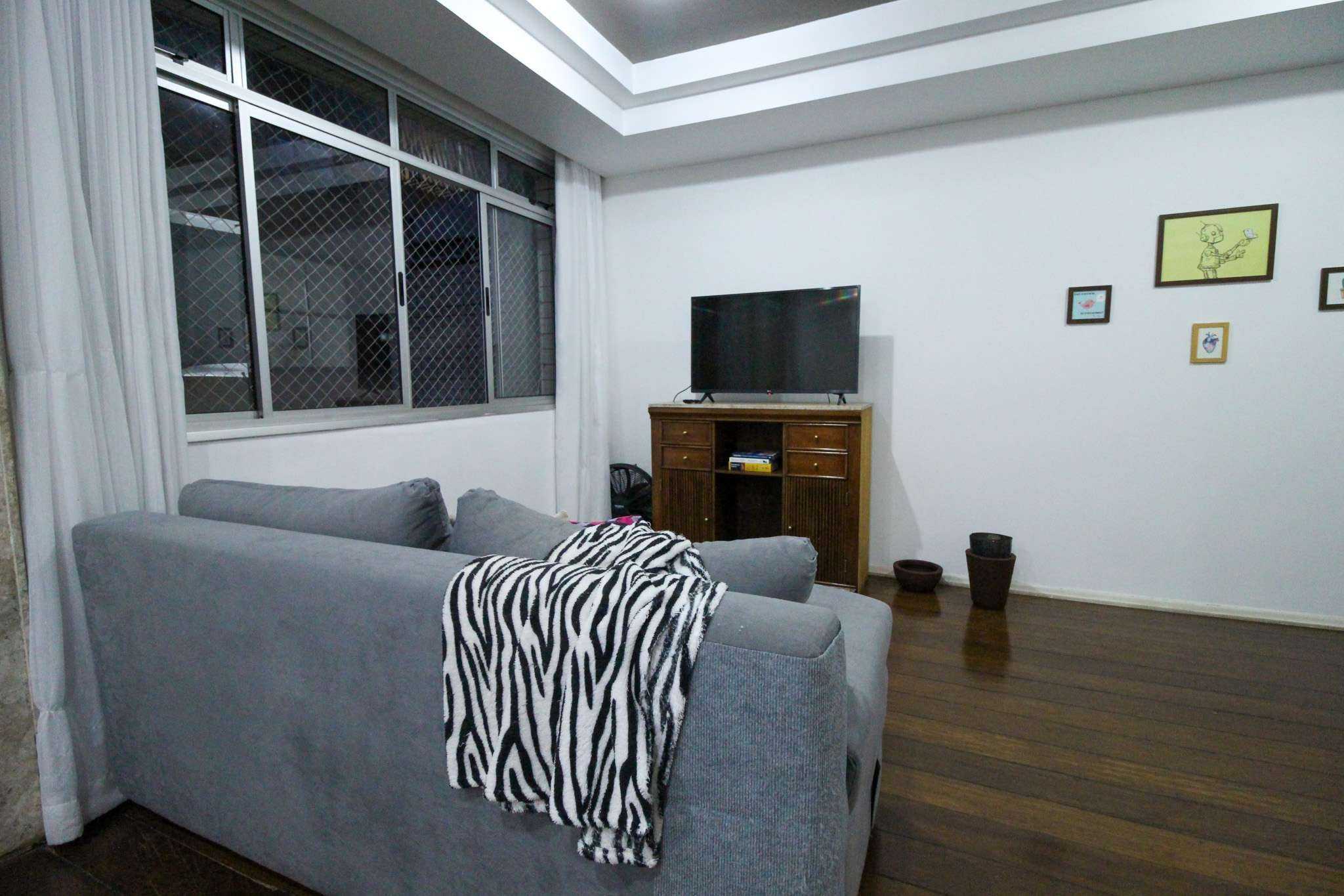 Apartamento à venda com 3 quartos, 90m² - Foto 1