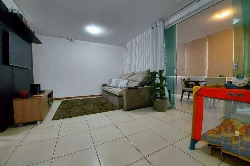 Apartamento à venda com 3 quartos, 83m² - Foto 3