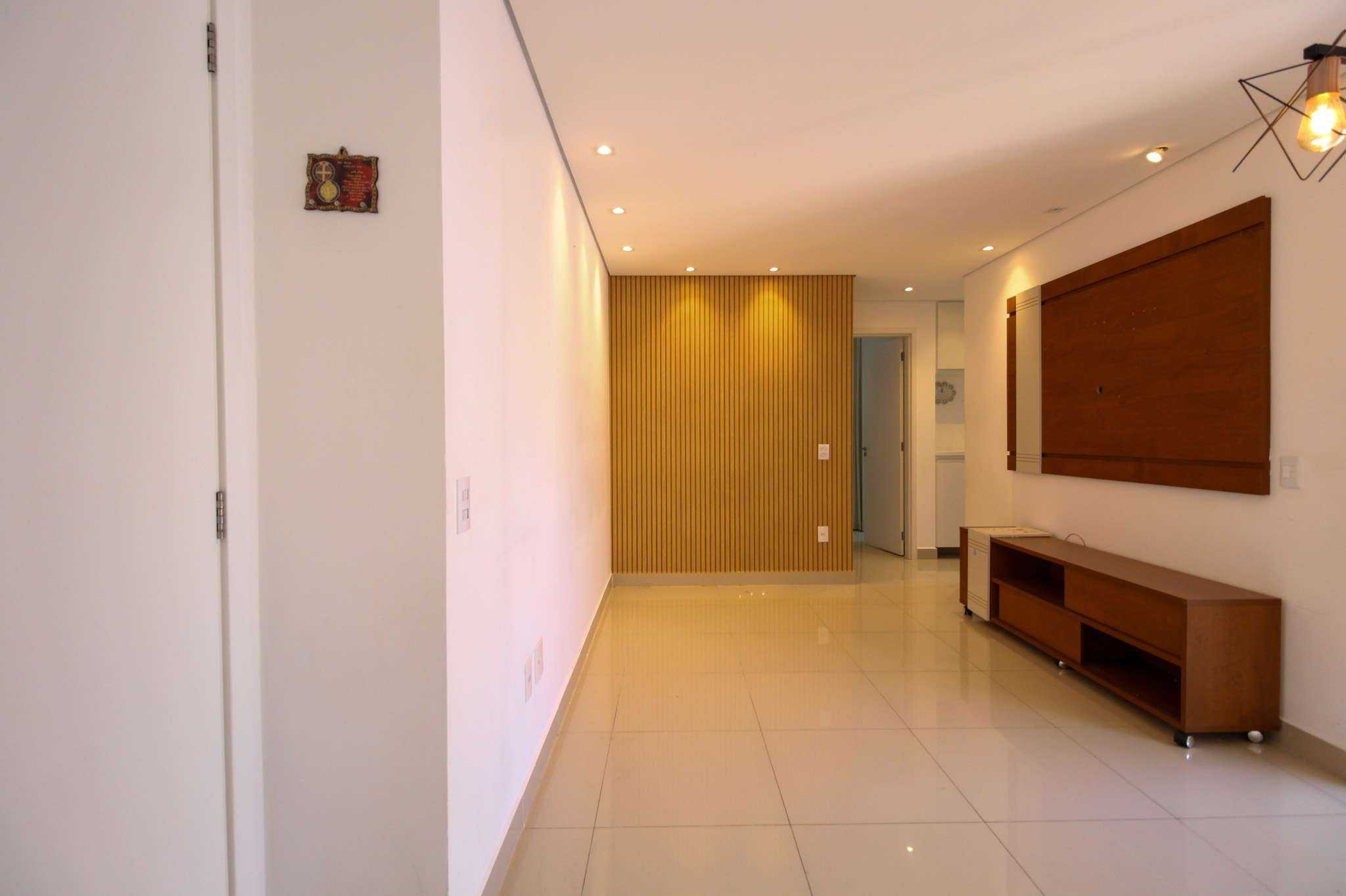 Apartamento à venda com 2 quartos, 61m² - Foto 3