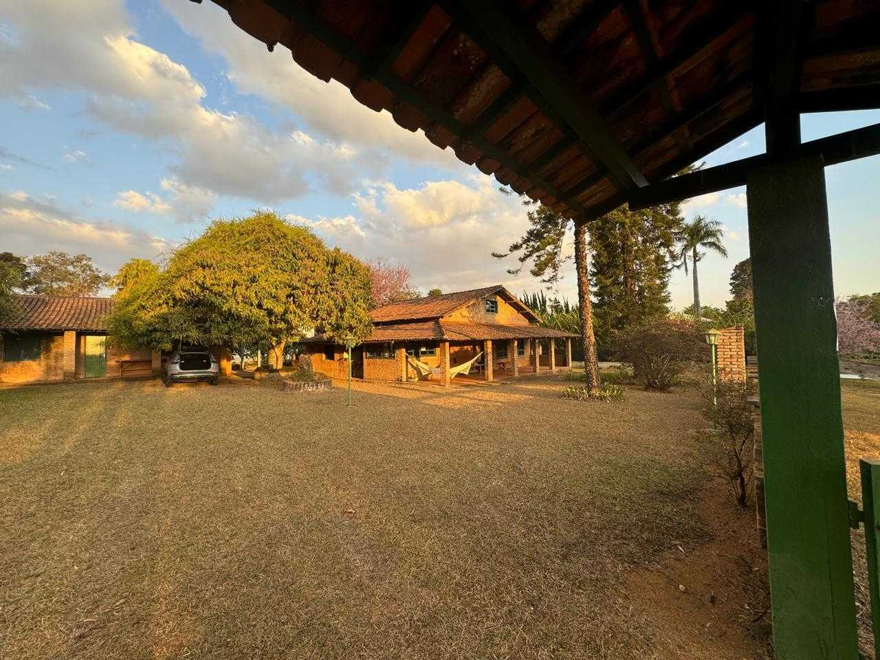 Casa de Condomínio à venda com 4 quartos, 200m² - Foto 10