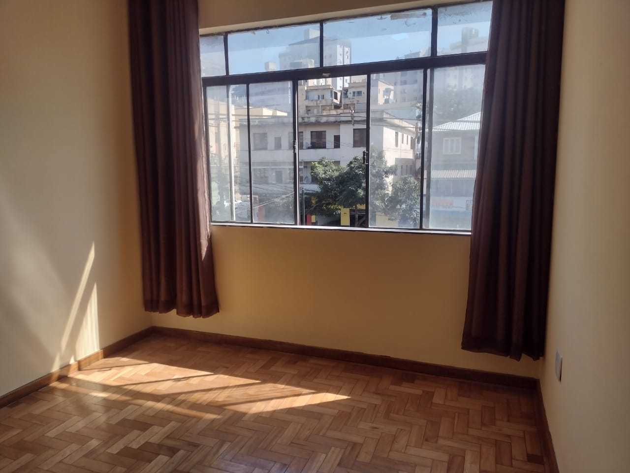 Apartamento para alugar com 3 quartos, 126m² - Foto 12