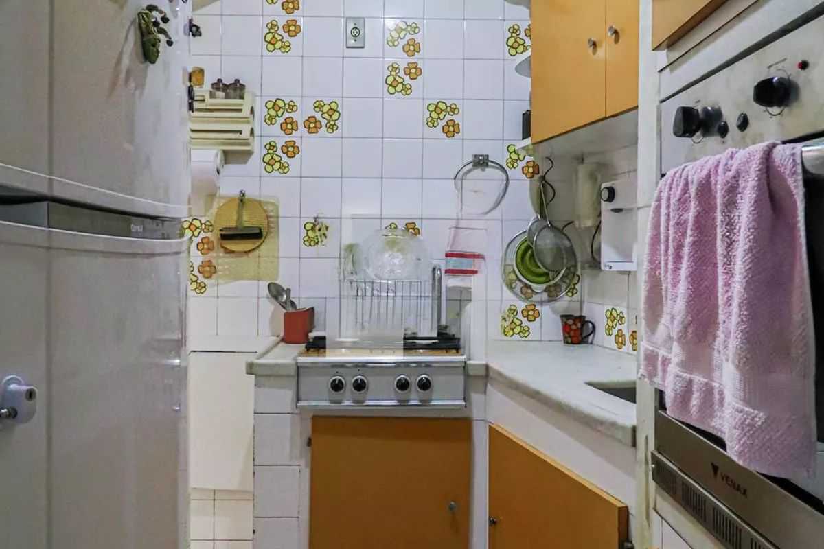 Apartamento à venda com 3 quartos, 105m² - Foto 25