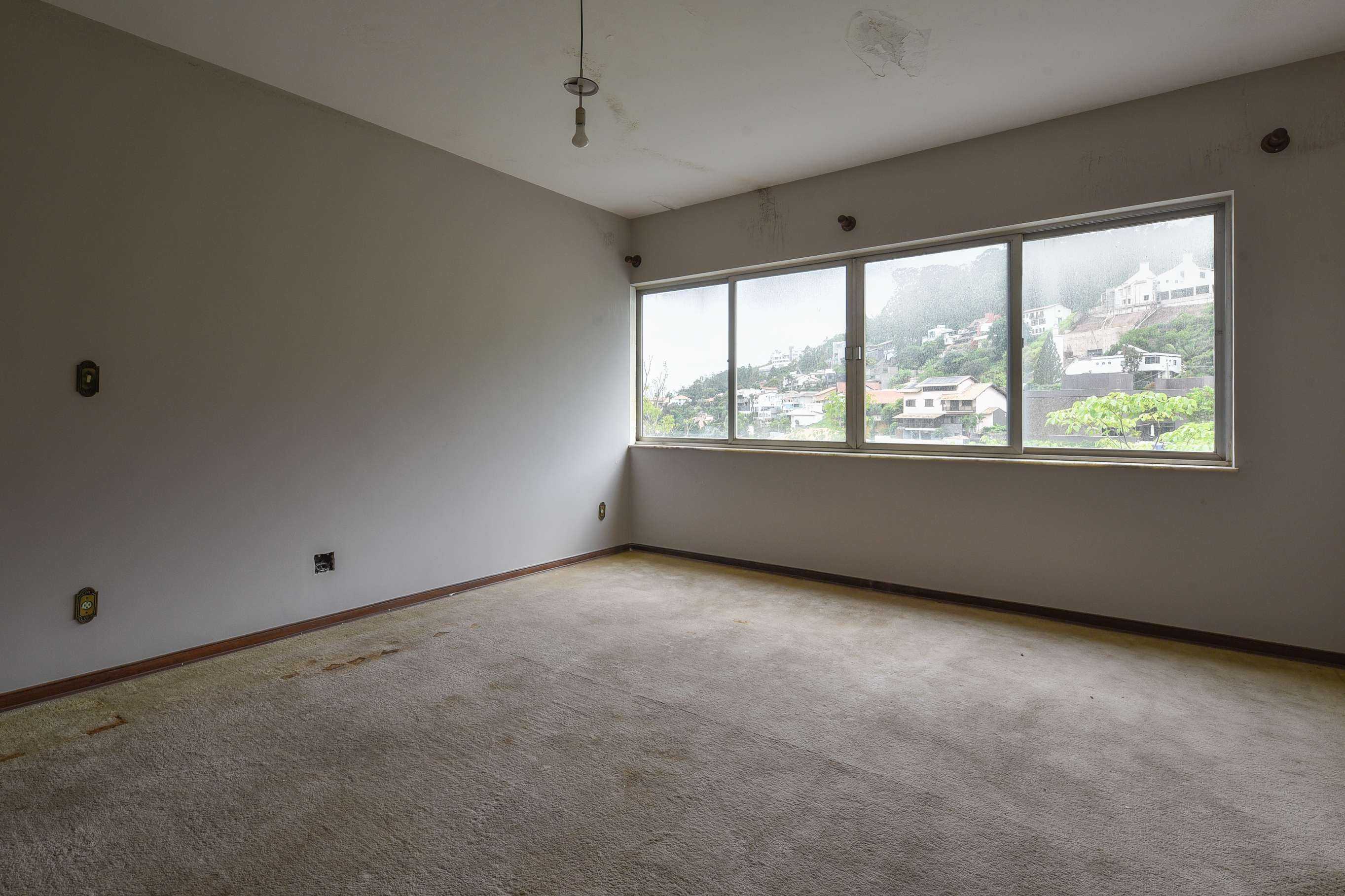 Casa à venda com 6 quartos, 679m² - Foto 11