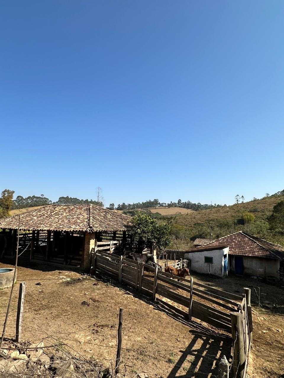 Chácara à venda com 7 quartos, 450000m² - Foto 25