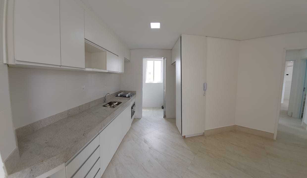 Apartamento à venda com 3 quartos, 70m² - Foto 2