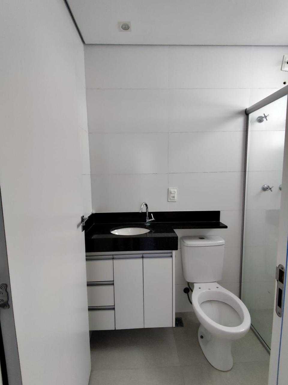 Apartamento à venda com 3 quartos, 75m² - Foto 4