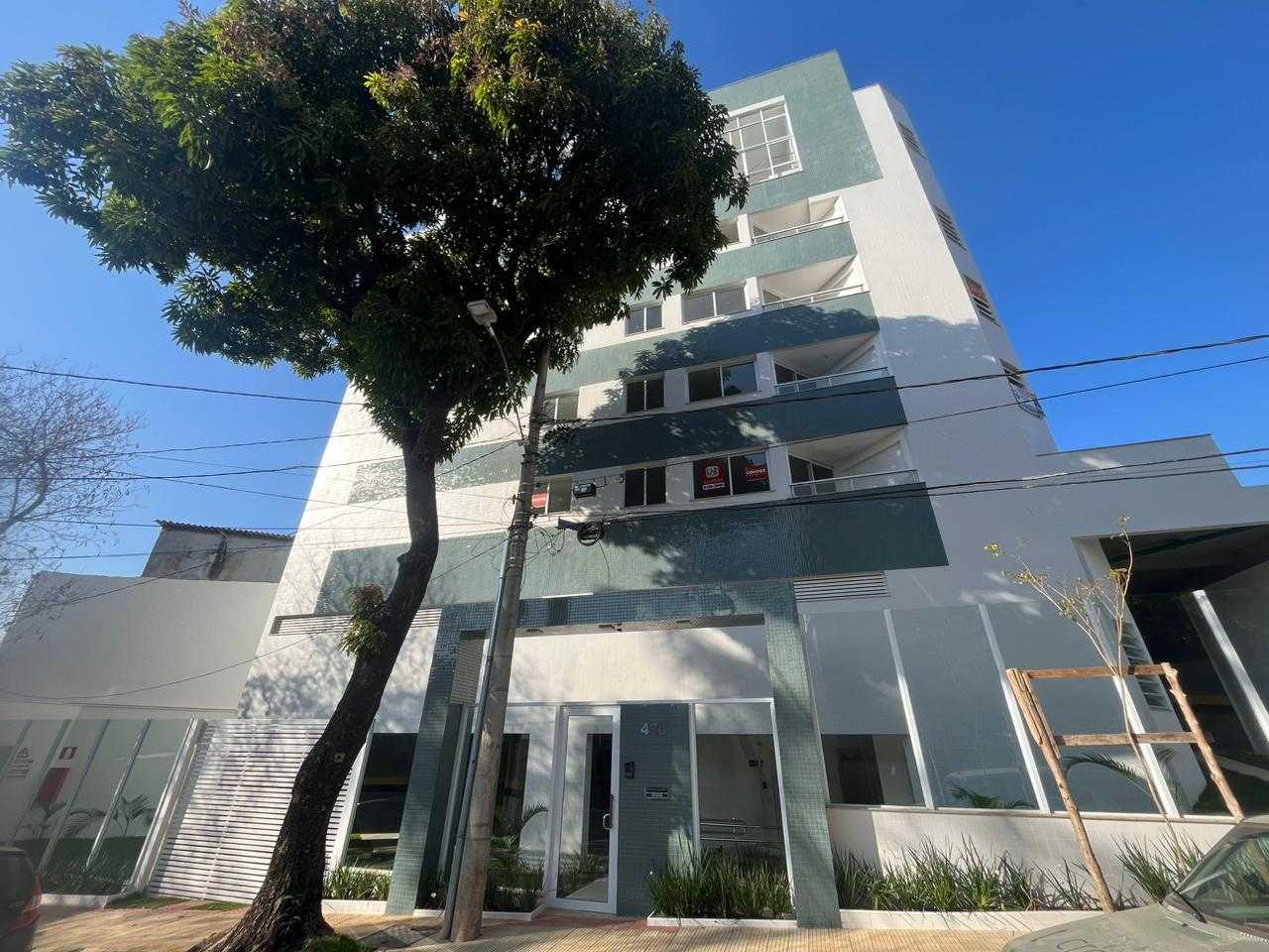 Apartamento à venda com 3 quartos, 97m² - Foto 1