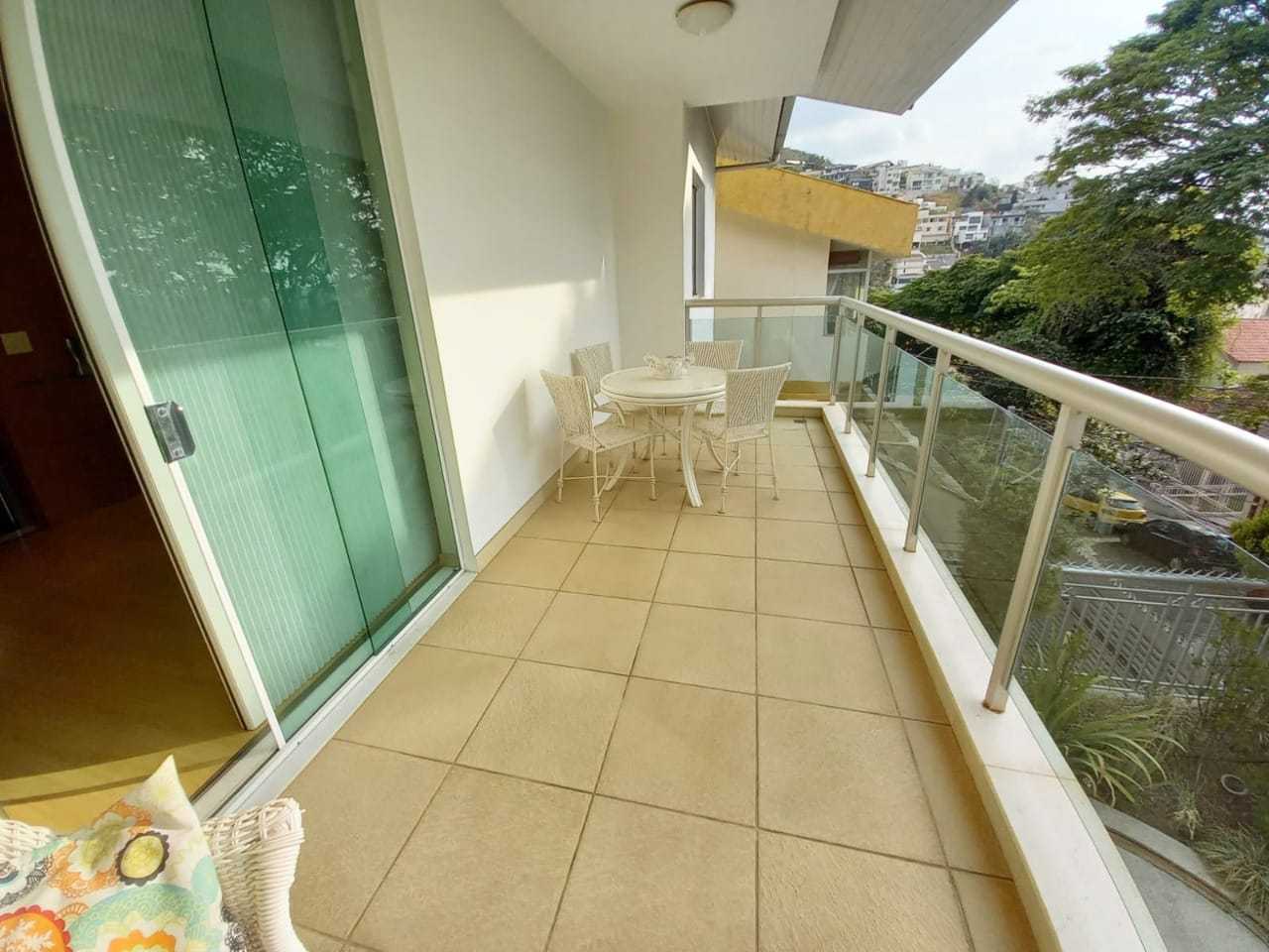 Casa à venda com 5 quartos, 324m² - Foto 24