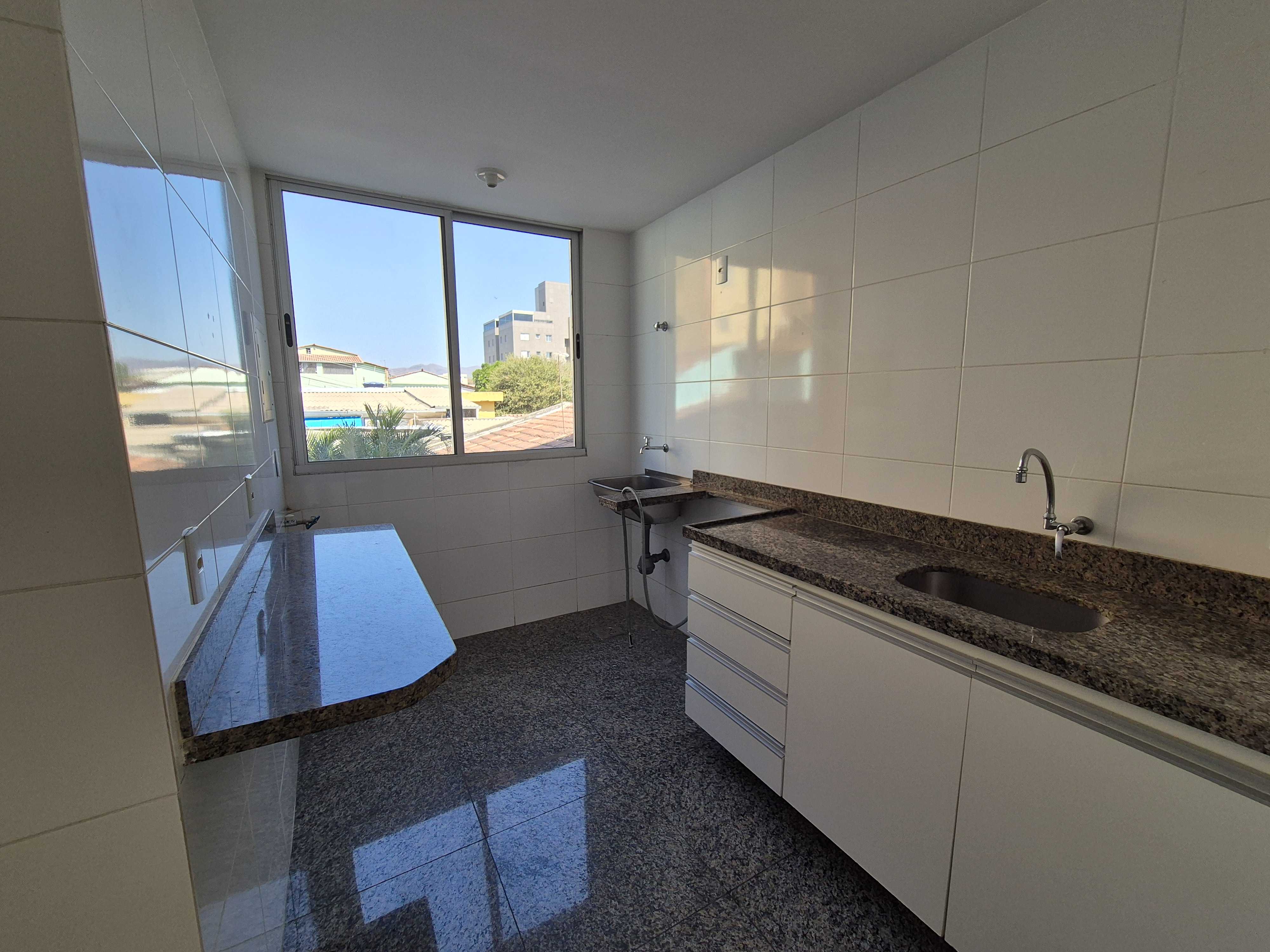 Apartamento à venda com 2 quartos, 60m² - Foto 9