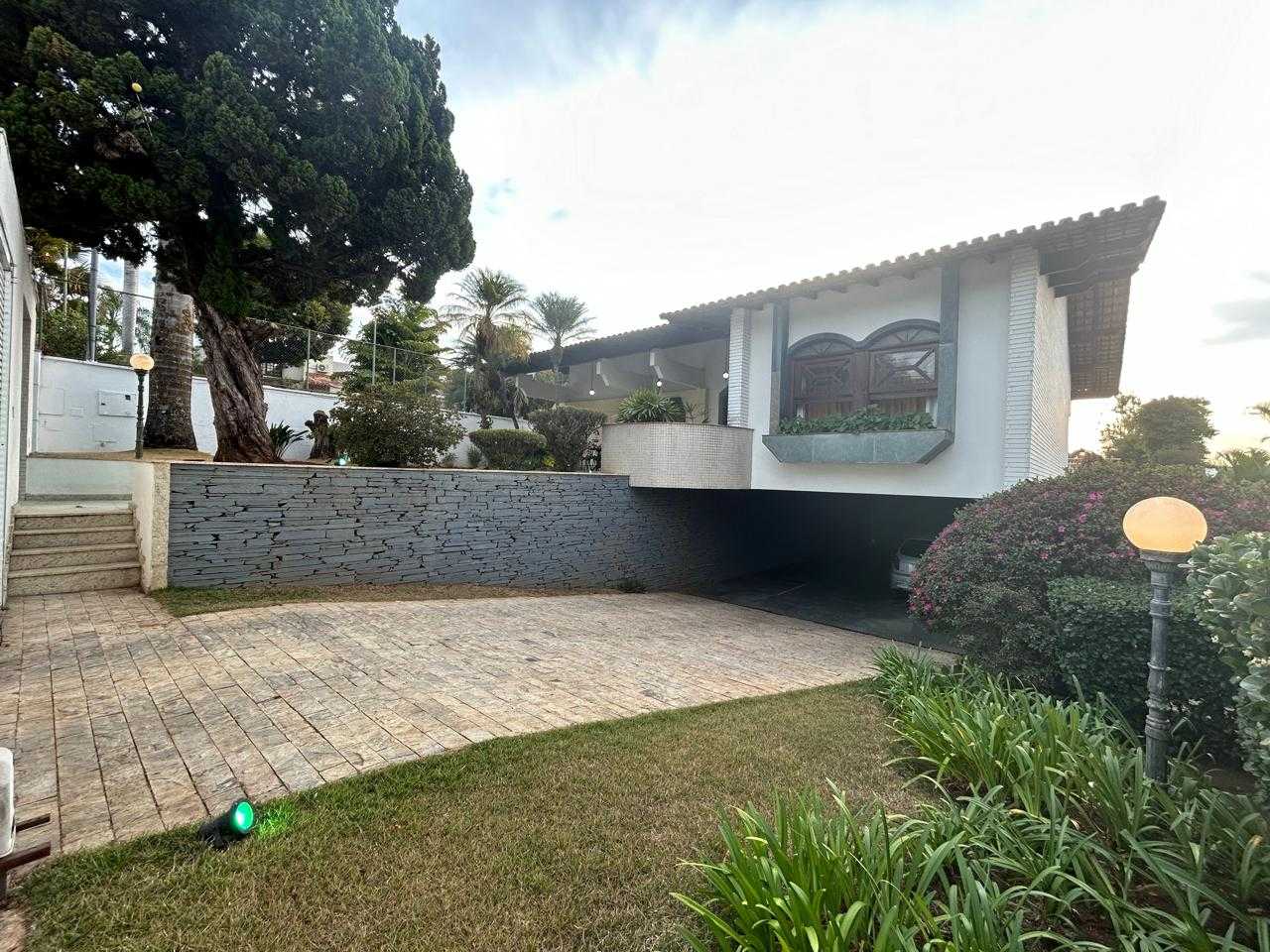 Casa à venda com 4 quartos, 553m² - Foto 7