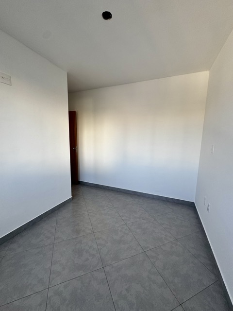 Apartamento à venda com 2 quartos, 52m² - Foto 12