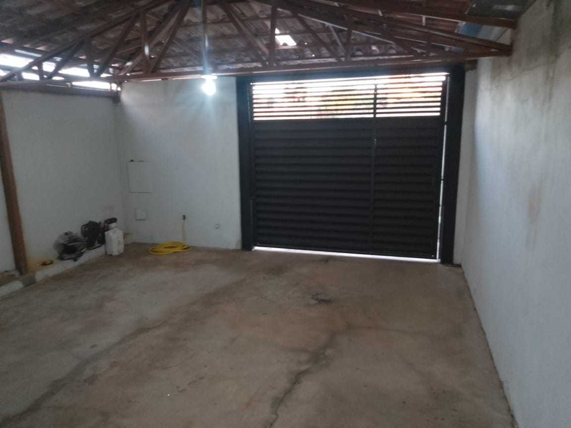 Casa à venda com 2 quartos, 120m² - Foto 1