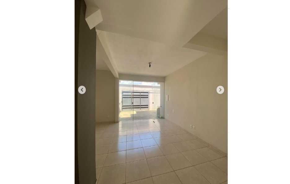 Casa à venda com 2 quartos, 200m² - Foto 4