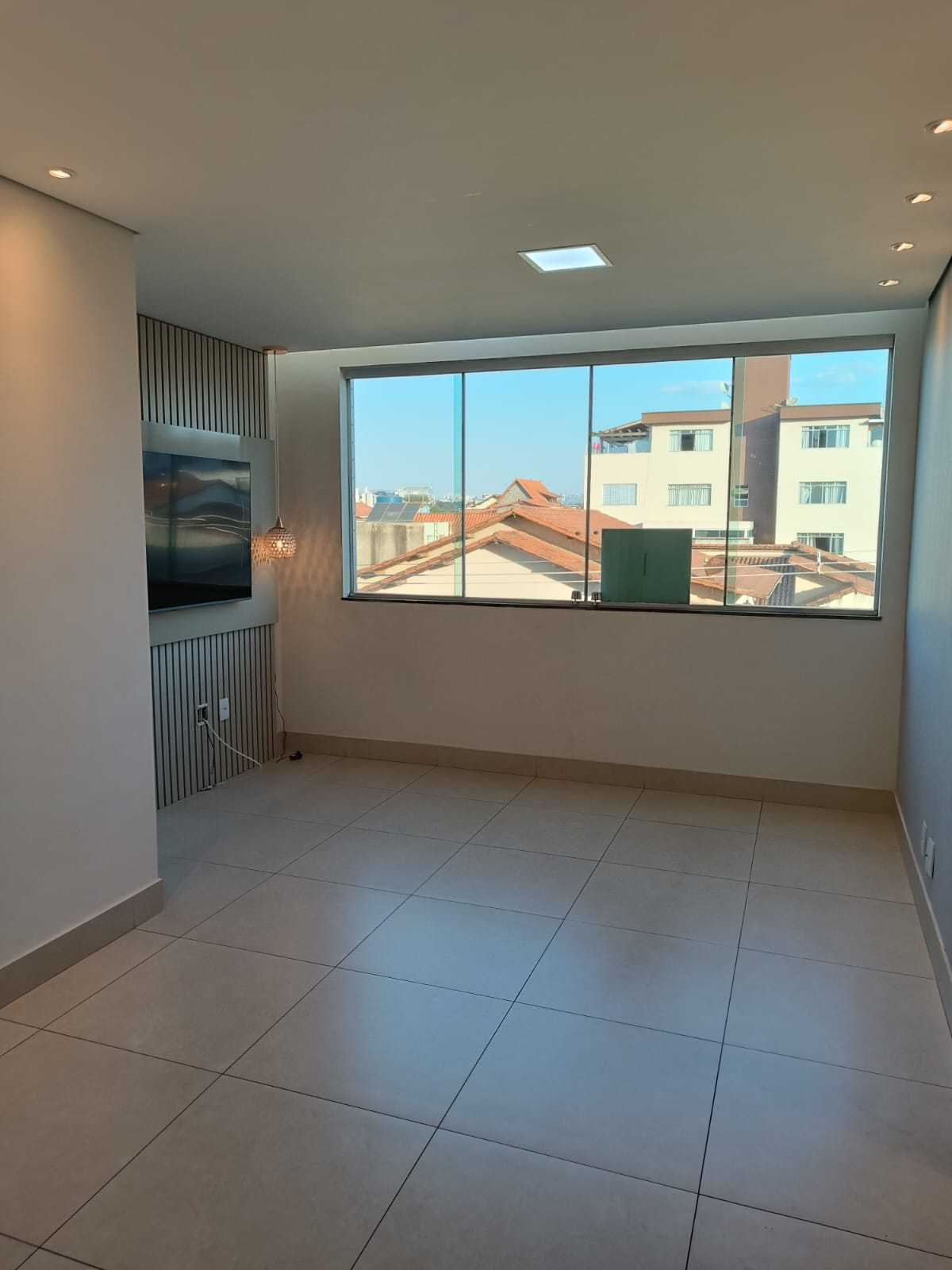 Apartamento à venda com 3 quartos, 79m² - Foto 4