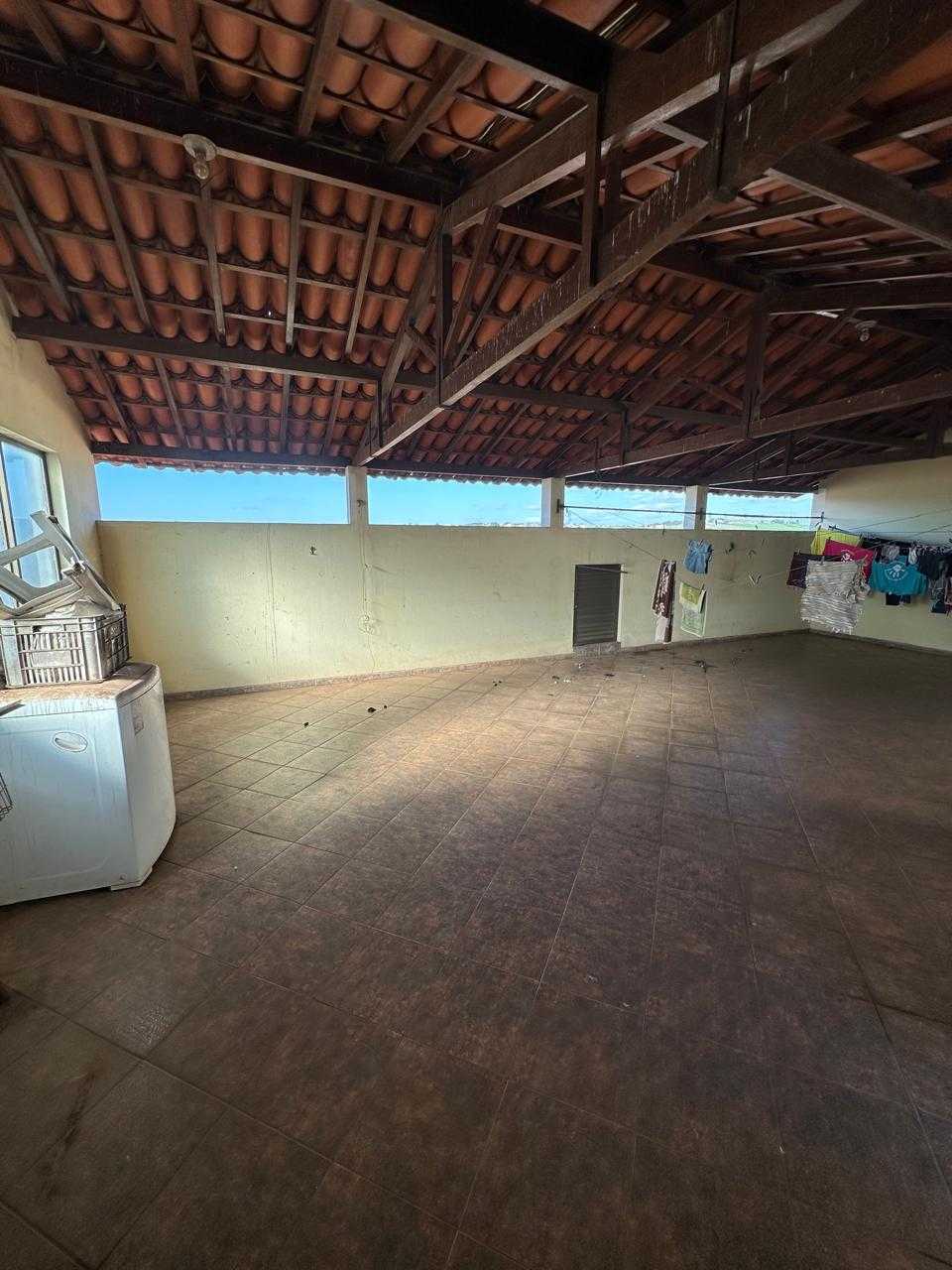 Casa à venda com 4 quartos, 230m² - Foto 25