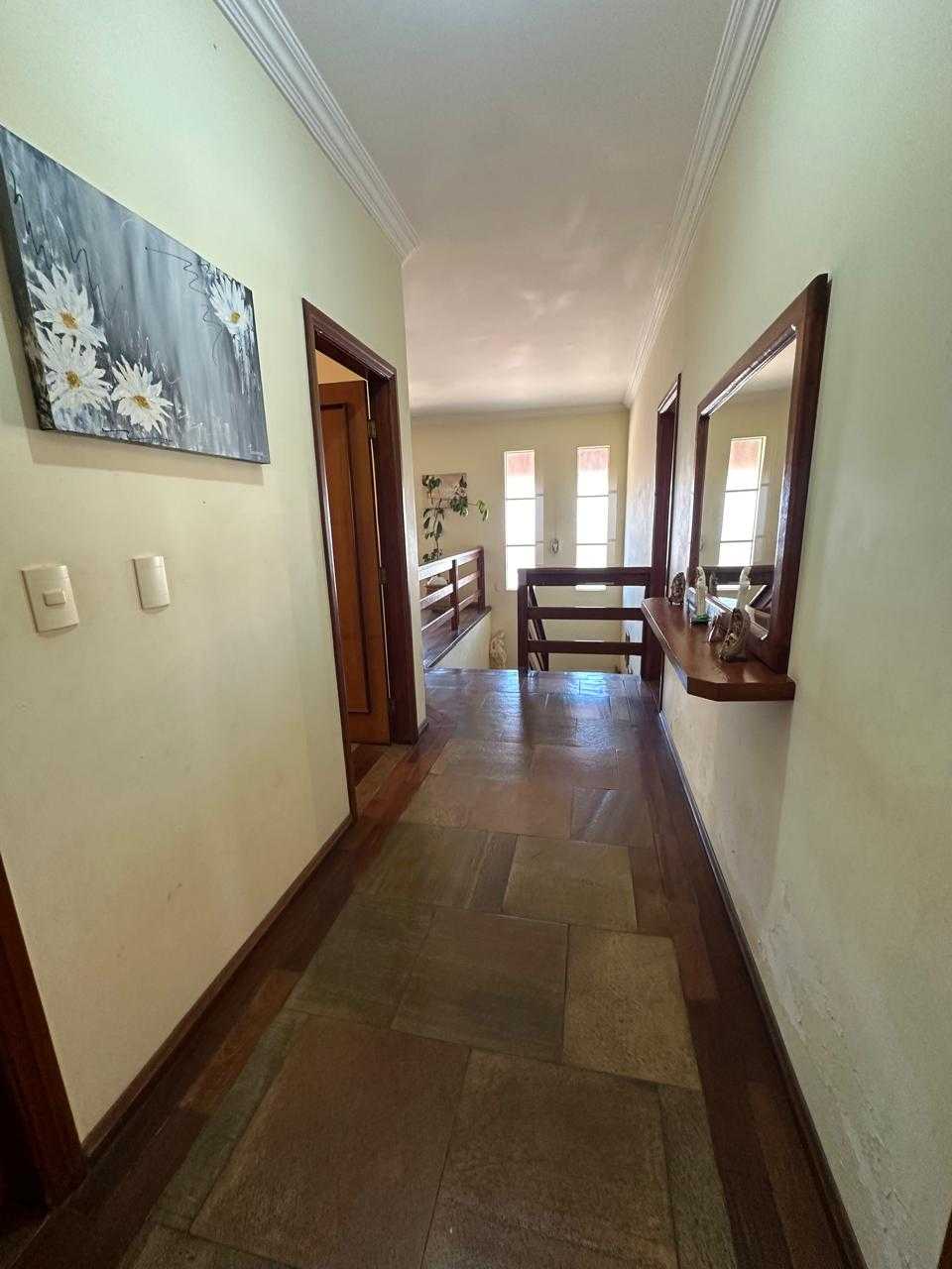 Casa à venda com 4 quartos, 230m² - Foto 20