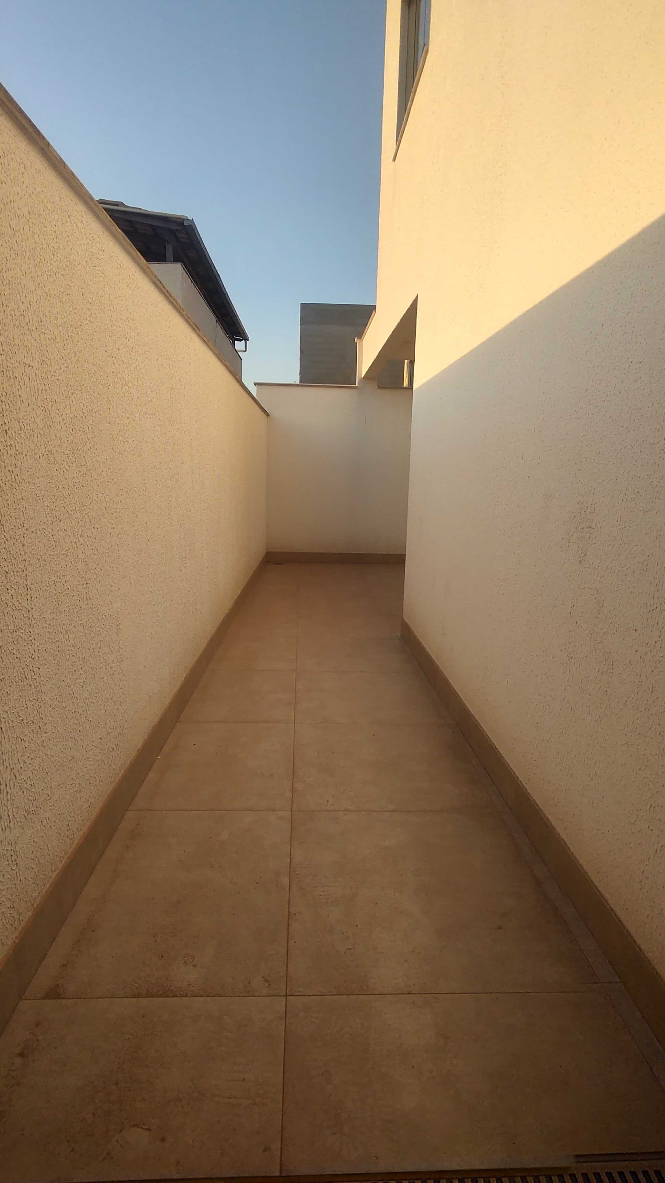 Casa à venda com 3 quartos, 100m² - Foto 17