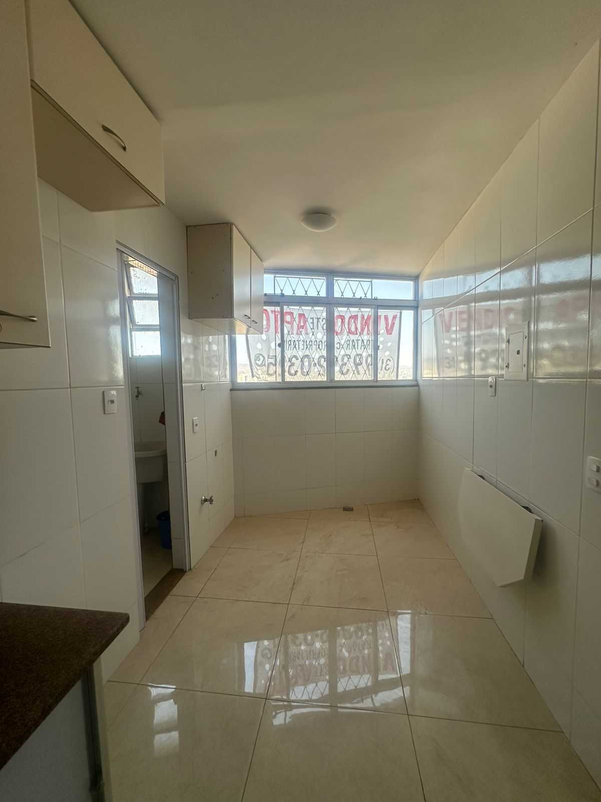 Apartamento à venda com 2 quartos, 60m² - Foto 14