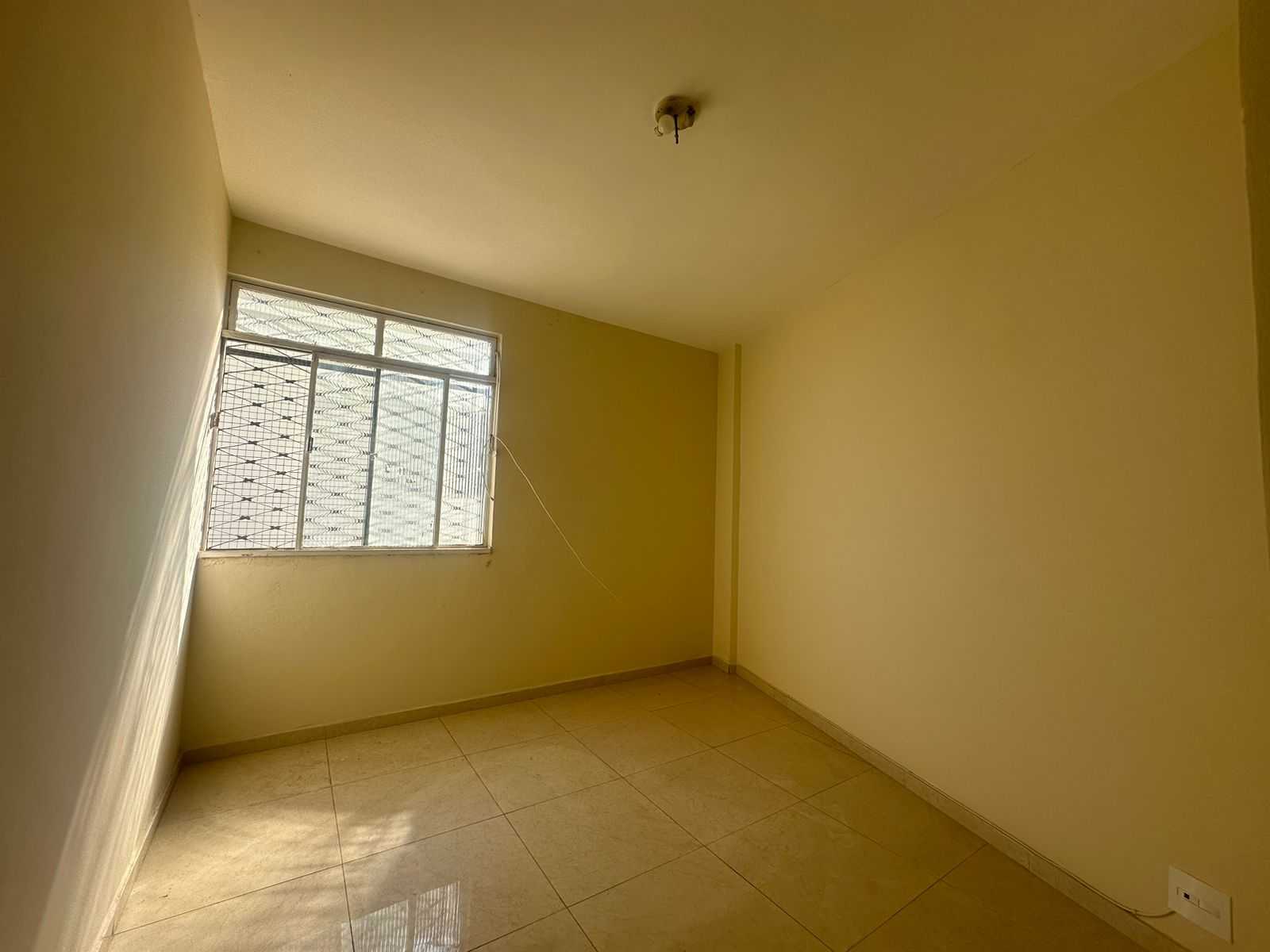 Apartamento à venda com 2 quartos, 60m² - Foto 1