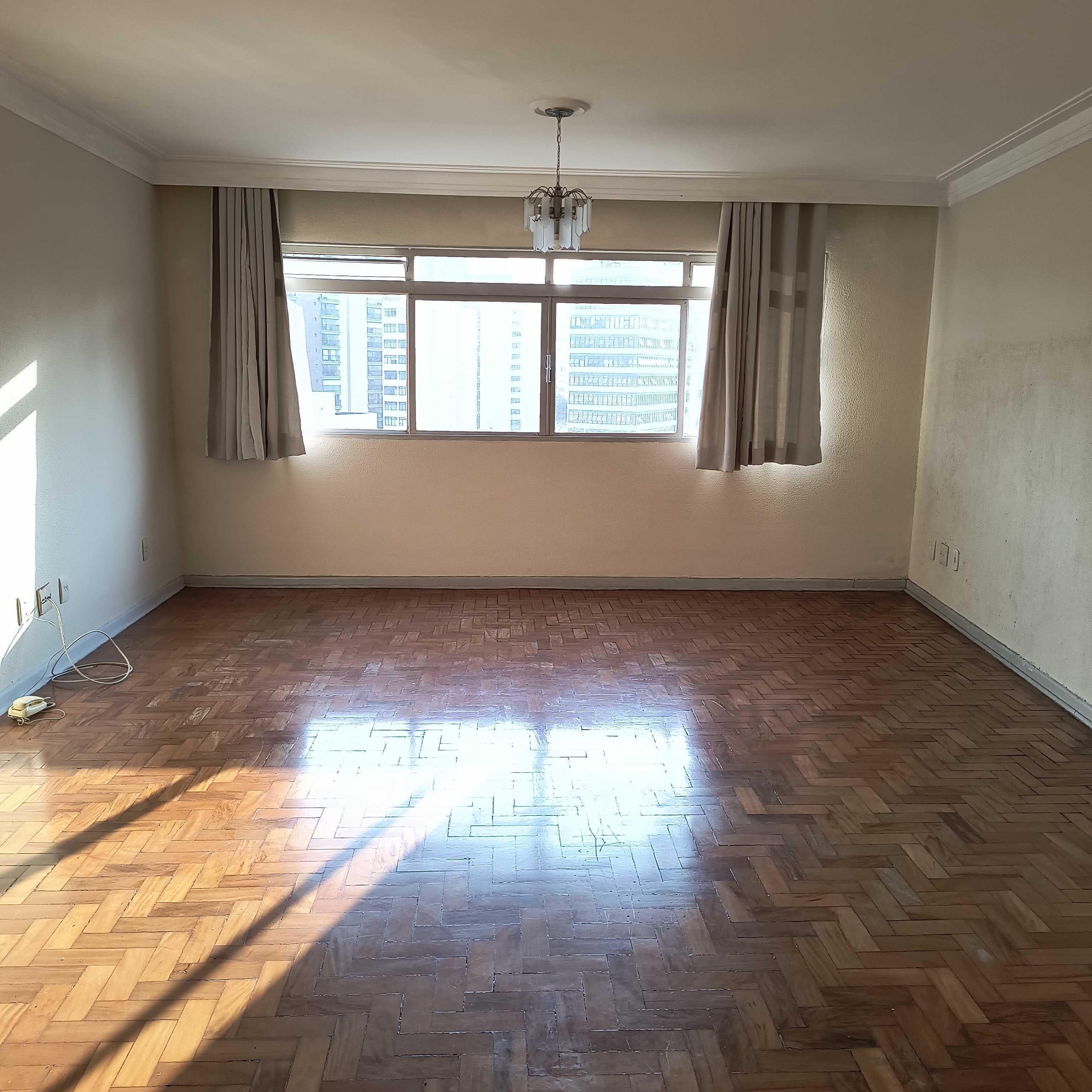 Apartamento para alugar com 2 quartos, 112m² - Foto 4