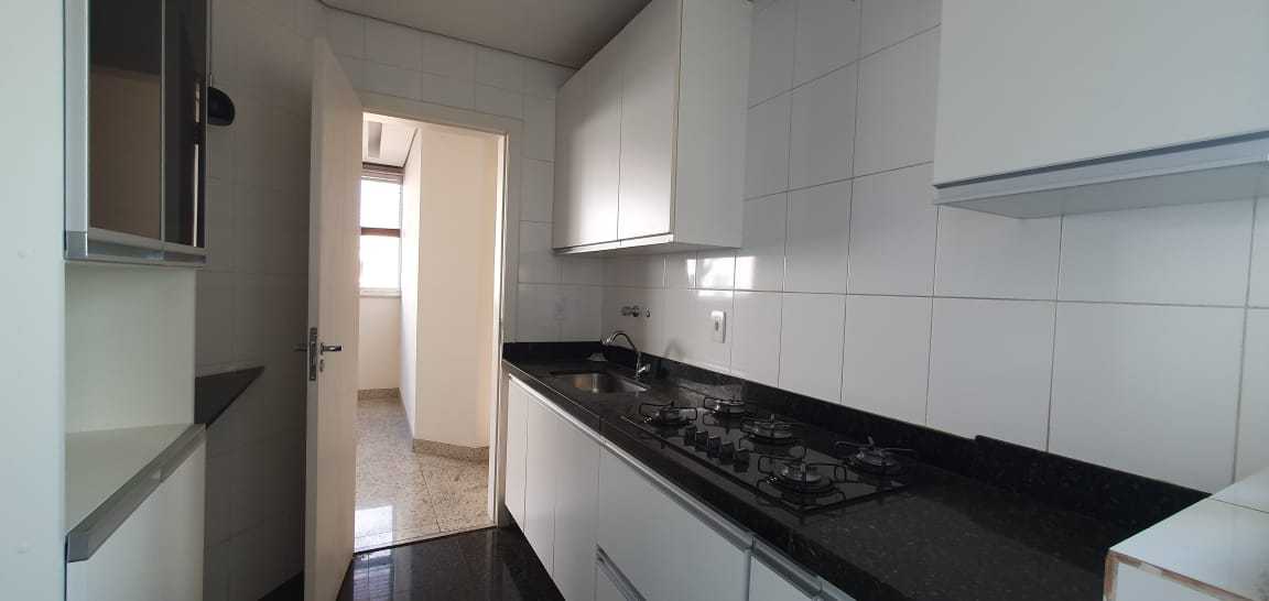 Apartamento à venda com 3 quartos, 126m² - Foto 8