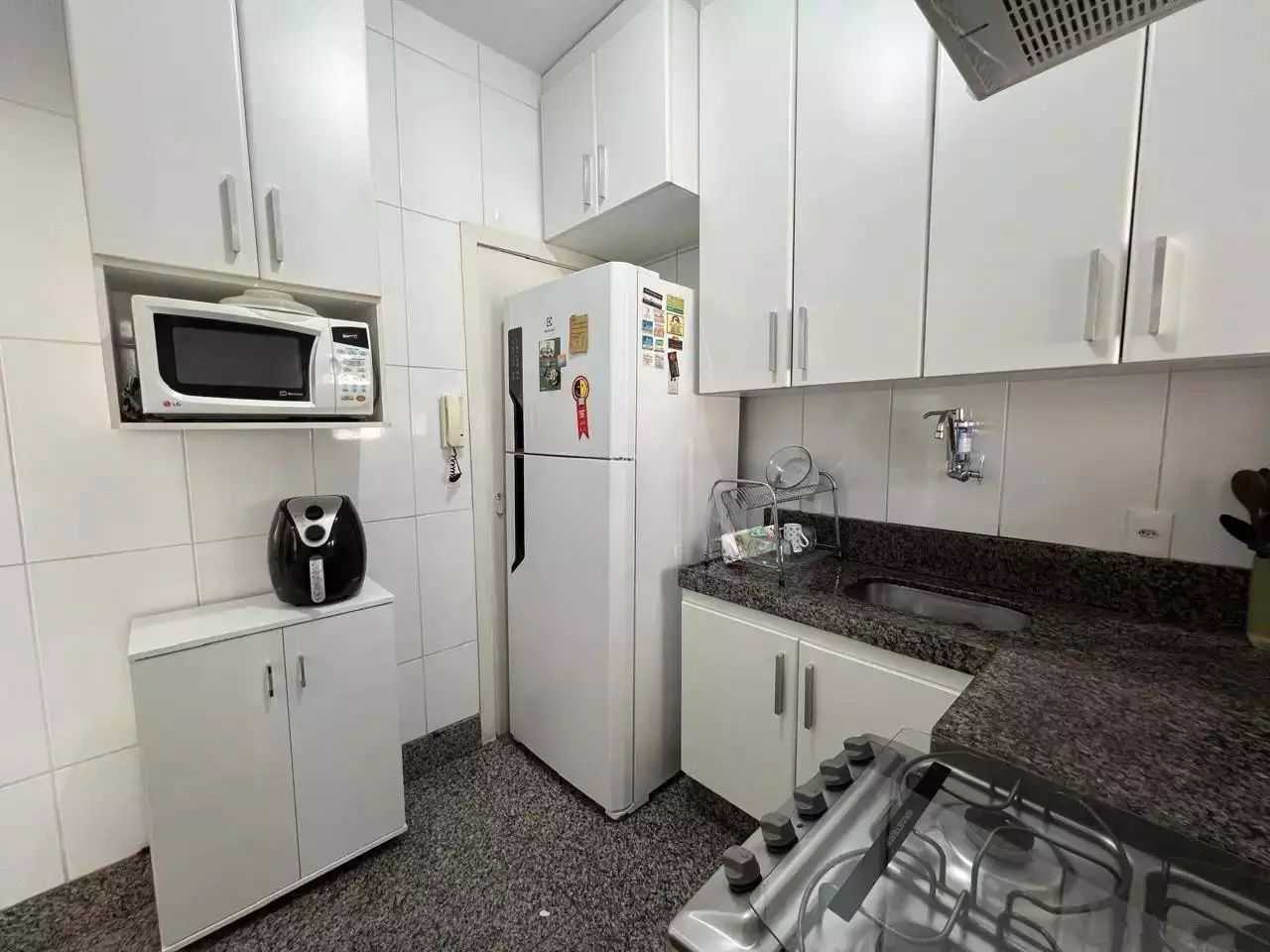 Apartamento à venda com 3 quartos, 90m² - Foto 13