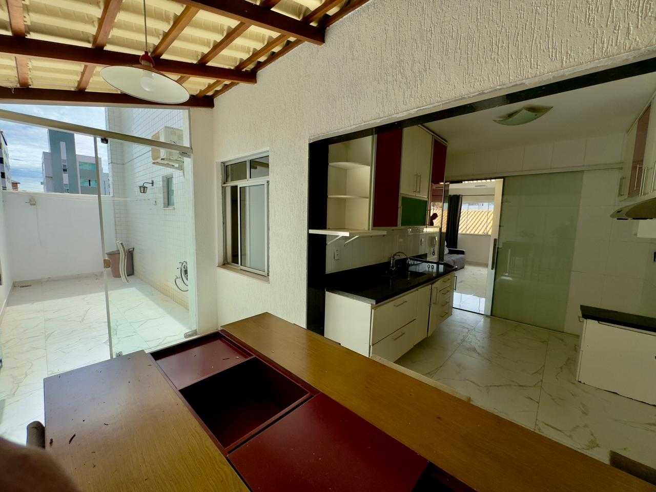 Apartamento à venda com 3 quartos, 150m² - Foto 8