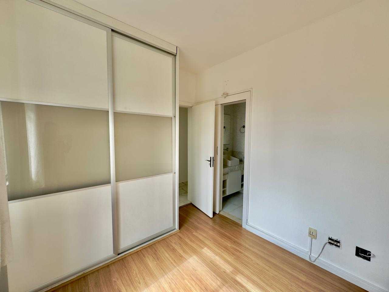 Apartamento à venda com 3 quartos, 150m² - Foto 13