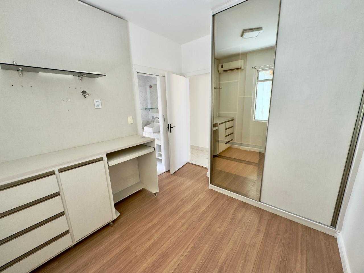 Apartamento à venda com 3 quartos, 150m² - Foto 7