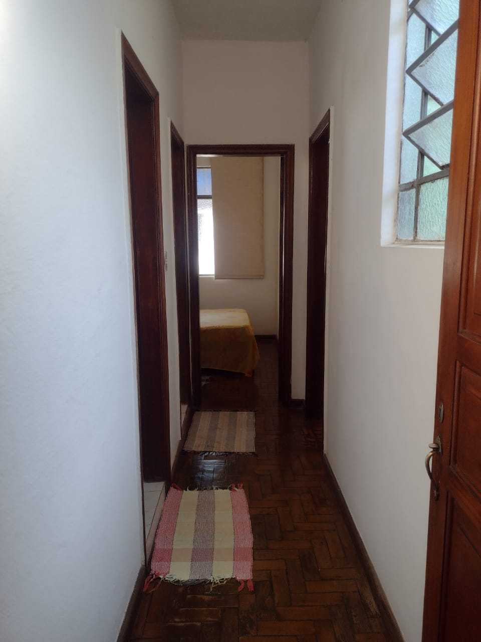 Apartamento à venda com 3 quartos, 67m² - Foto 2