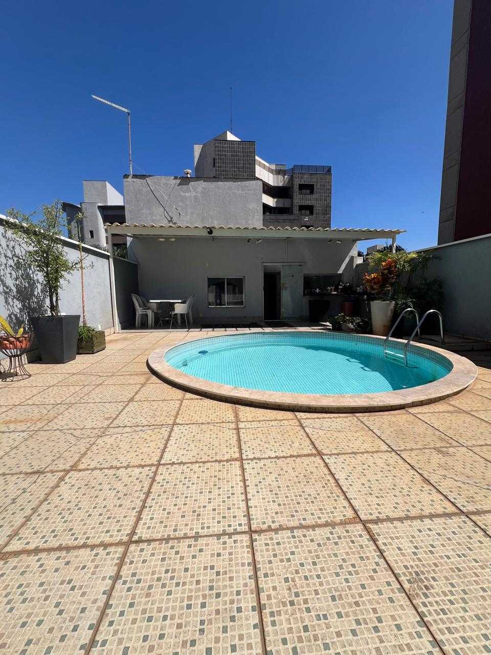 Cobertura à venda com 5 quartos, 398m² - Foto 1