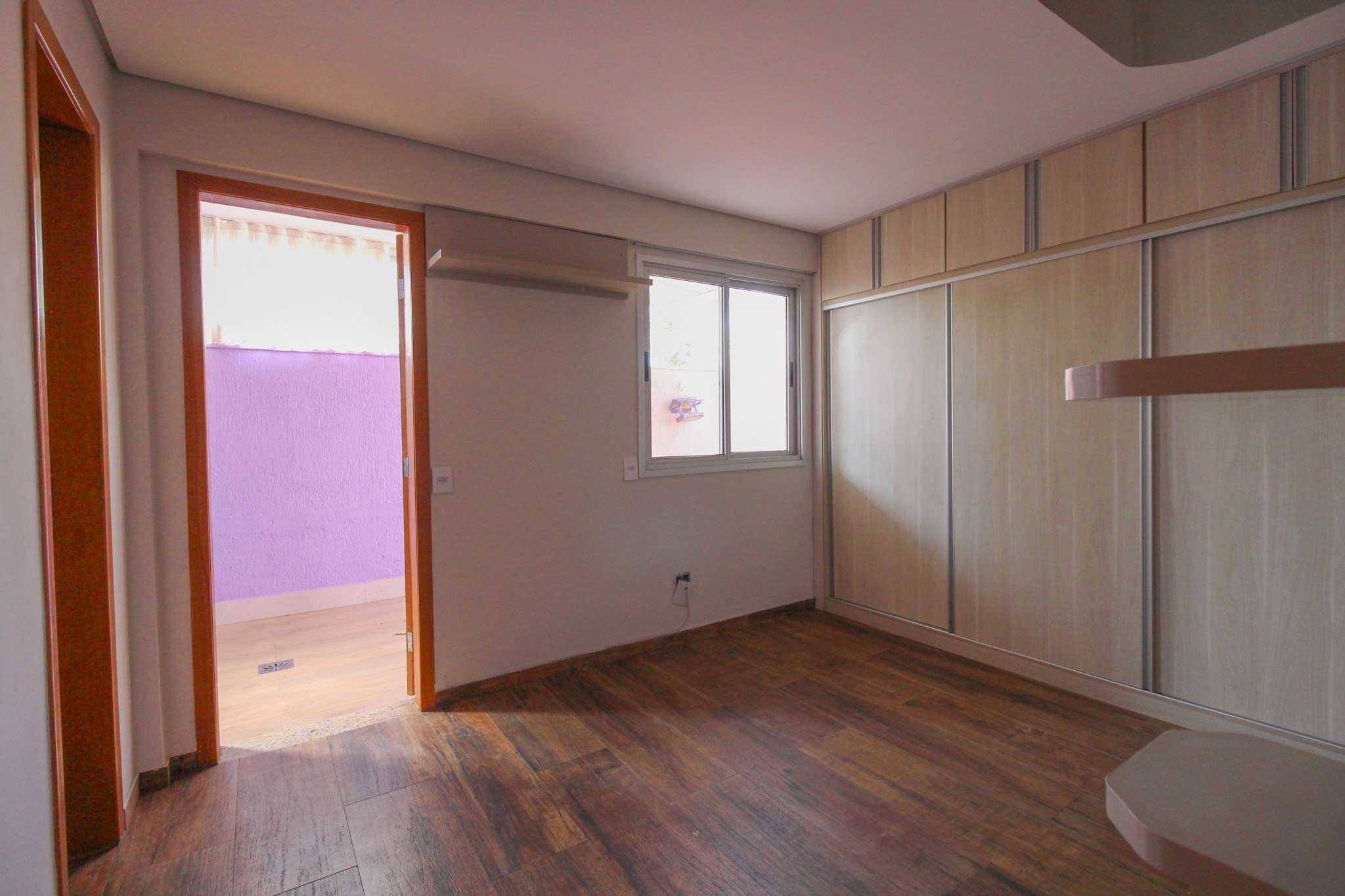 Apartamento à venda com 3 quartos, 90m² - Foto 3