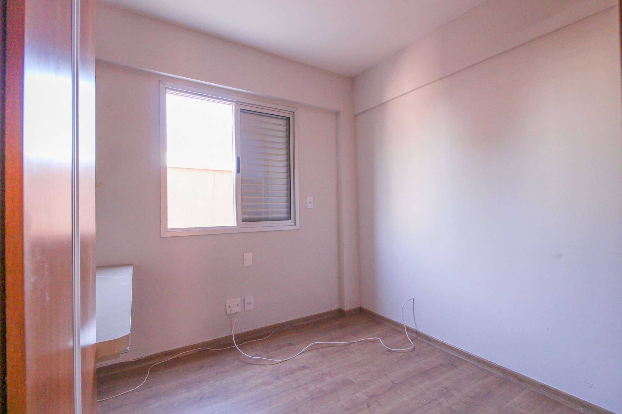 Apartamento à venda com 3 quartos, 90m² - Foto 8