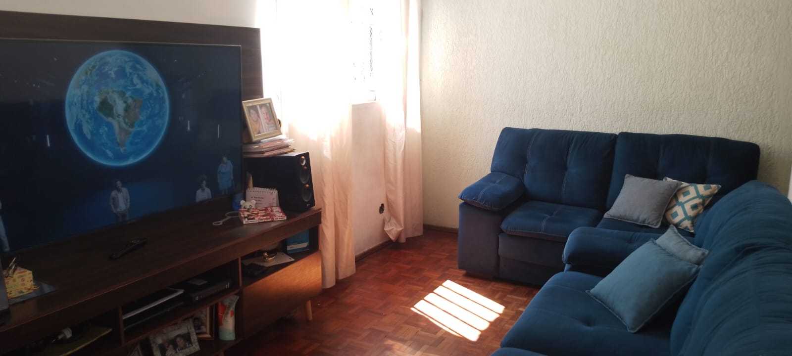 Apartamento à venda com 2 quartos, 62m² - Foto 1