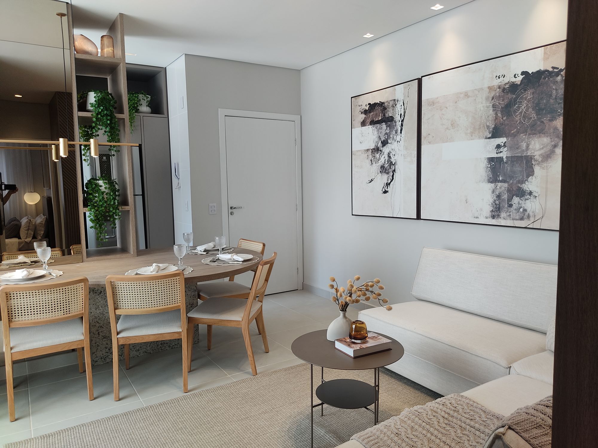 Apartamento à venda com 2 quartos, 53m² - Foto 1