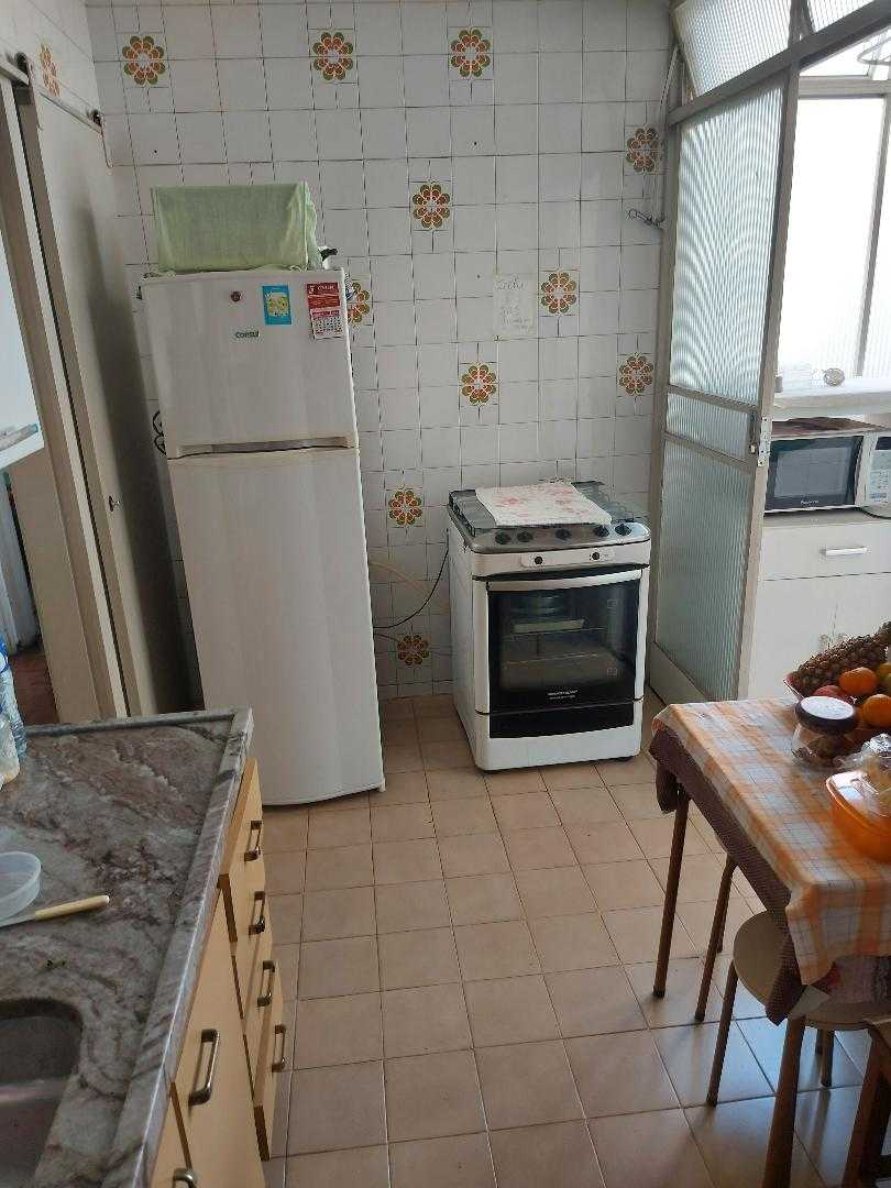 Apartamento à venda com 2 quartos, 65m² - Foto 16