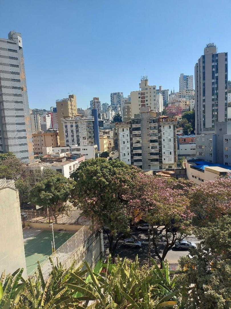 Apartamento à venda com 2 quartos, 65m² - Foto 4