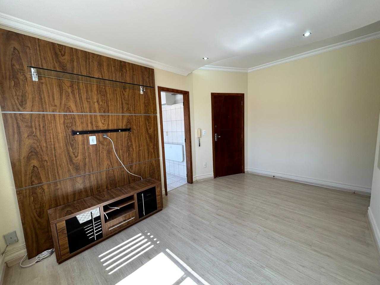 Apartamento à venda com 2 quartos, 60m² - Foto 1